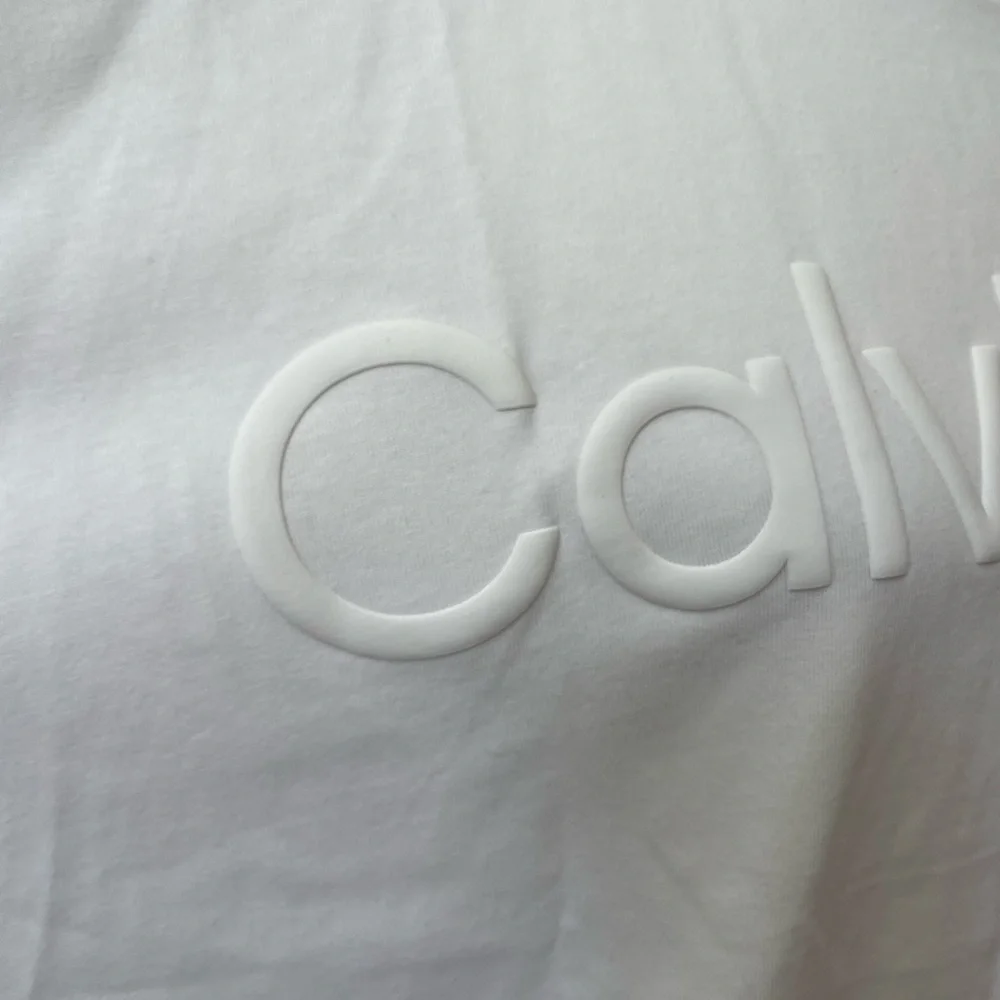 Calvin Klein White Cotton T-shirt Puff Letter Boxy Size XL NWT Classic 90s Y2K - Picture 2 of 7